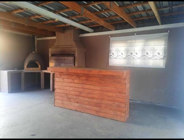 3 BEDROOM HOUSE FOR SALE IN ARCON PARK